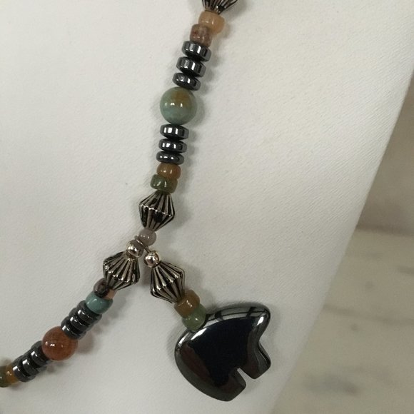 Vintage Alaska Polar Bear Stone Necklace MINT - Picture 4 of 8